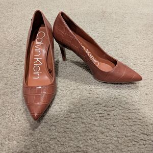 Calvin Klein Women's Brown Heels Size 5.5